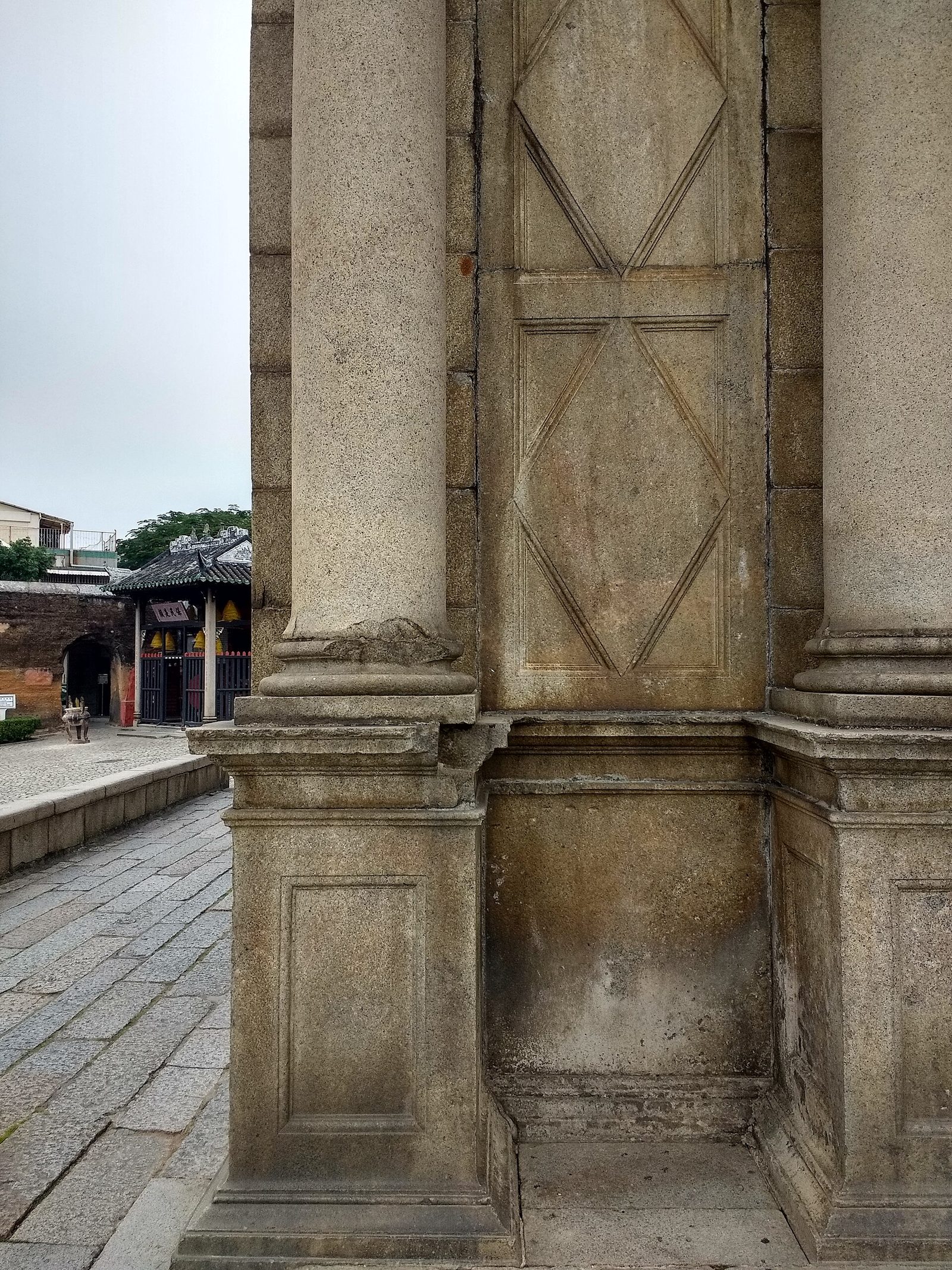 The Ruins of St. Paul's and the Na Tcha Chapel